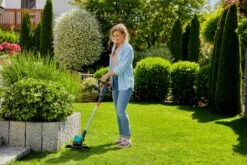 GARDENA Accutrimmer EasyCut 23/18V P4A Set -Tuingereedschap Winkel gardena accutrimmer easycut 23 18v p4a set 1500x1000 640af308471b6 l